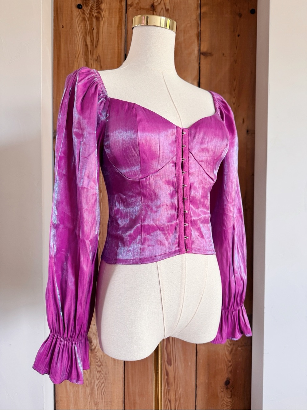 Sz S Entro Iridescent Magenta Long Puff Sleeve Corset Style Crop Blouse Top NWOT